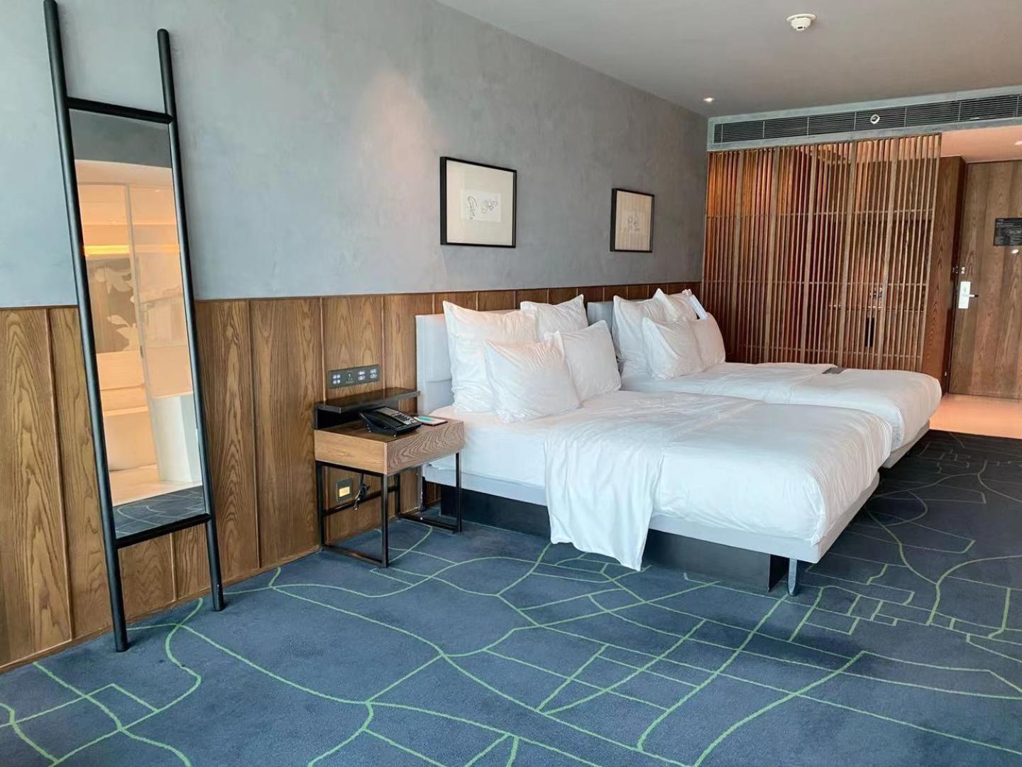 เลอ เมริเดียน เจิ้งโจว Hotel ภายนอก รูปภาพ